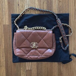 chanel medium 19 flap bag